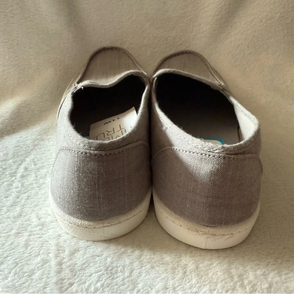 Time and Tru Casual Gray Loafers Women’s Size 11 Wide Slip On  Shoes‎ New
